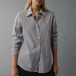 American Eagle Outfitters Black and White Striped Button Down Shirt